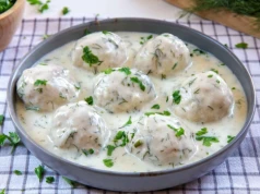 Klopsiki jak pierogi? Ten trik z panierką robi cały efekt