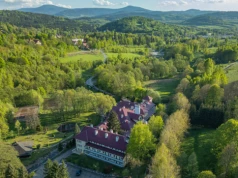 ✨ Nowości na Travelist.pl ✨ Świetnie oceniane hotele w górach i nad morzem w Polsce 🏔️🌊