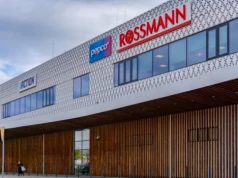 Gigant handlu zwalnia tempo wzrostu i odczuwa zmianę zachowań klientów