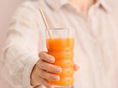 Pij codziennie jedną szklankę. Ten prosty sok wspiera wątrobę