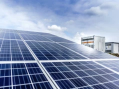 Węgiel dusi fotowoltaikę. Zanieczyszczenia z elektrowni fizycznie blokują produkcję energii ze słońca