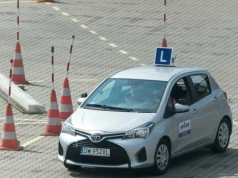 Koniec "reliktu przeszłości". Rząd szykuje nowe egzaminy na prawo jazdy