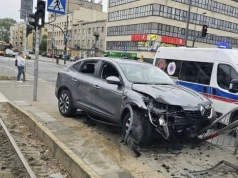 Pijany wjechał w przystanek. Niebezpieczny wypadek w Warszawie