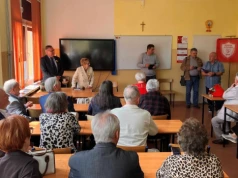 Spotkali się 50 lat po maturze