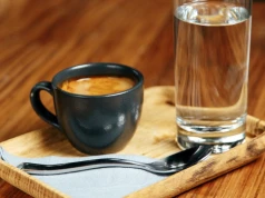 Woda do espresso ma swoje zadanie, ale większość źle z niej korzysta. Bariści radzą