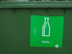 Butelki po wódce i winie z kaucją. Rząd szykuje rozszerzenie systemu w czerwcu 2026