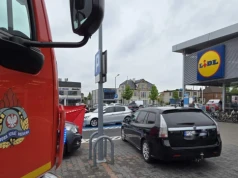 Nie żyje. Była reanimacja przed marketem Lidl (ZDJĘCIA)