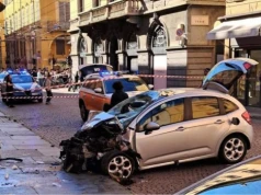 Atak w Modenie. Polka i niemiecka turystka walczą o życie. „Jedna straciła obie nogi”