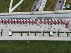 Nowe wozy dla strażaków z Małopolski. W Krakowie przekazano 23 pojazdy dla OSP
