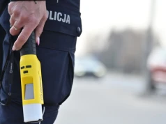 Nietrzeźwa matka wiozła 5-latkę do przedszkola