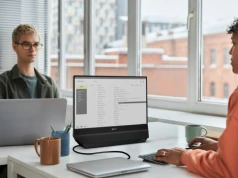 Philips 24B2D5300 debiutuje jako pierwszy dwustronny monitor biznesowy