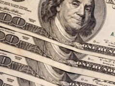 Rentowności i Iran zaszkodziły złotemu. Dolar najdroższy od 6 tygodni