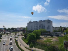 Olsztyn. Awaryjne lądowanie balonu na terenie szkoły na Nagórkach