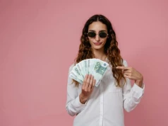 Millenialsi i Gen Z żyją od wypłaty do wypłaty i redefiniują sukces zawodowy