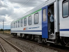 Drzwi w pociągu otworzą się w polu. PKP Intercity ma dziwny problem