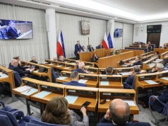 Senat przeciwny referendum ws. unijnej polityki klimatycznej