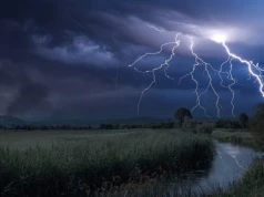 Burze nadciągają nad Pomorze. Zagrzmi na wschodzie województwa