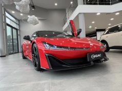 Jedno spotkanie, dwa oblicza chińskiej motoryzacji. Poznałem GAC Hyper SSR i Aion UT
