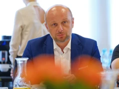 Druga próba podwyższenia pensji prezydenta Rzeszowa. Na stole ponad 22 tysiące złotych