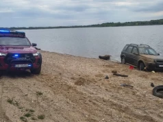 Fałszywy alarm i porzucony samochód nad zbiornikiem Słup