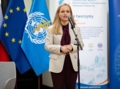 Ministerstwo Zdrowia: Przez egzaminy językowe lekarzy pacjenci z HIV i WZW C mogą stracić leczenie