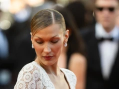 Bella Hadid odtworzyła suknię ikony w Cannes. Jej kreacja to 22 tysiące godzin pracy 130 rzemieślników!