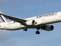Poważny incydent na pokładzie samolotu Air France. Pasażer wsiadł "przez pomyłkę"