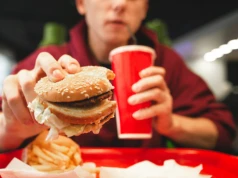 Fast foody pod lupą: alergeny, błędy w składzie i nazewnictwie dań