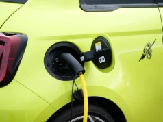 Europa masowo przesiada się na elektryki. Ceny paliw wyleczyły nas z ryku silnika