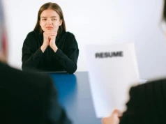 Polacy boją się utraty pracy i myślą o przebranżowieniu. Nowe dane z rynku pracy