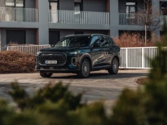 Chińczycy podbijają Polskę. CHERY miażdży konkurencję hybryd plug-in i to dopiero początek