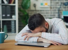 „Office air” sprawia, że wszyscy wyglądają na zmęczonych
