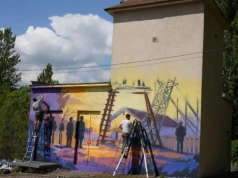 Nowy mural w Jaworznie. Pokazuje początki energetycznej historii miasta
