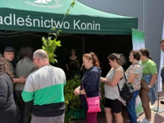 Konin: Ponad tysiąc sadzonek rozdanych w akcji „Posadź drzewo z nami”