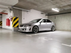 Miejsce postojowe w cenie auta z salonu. Deweloperzy odkryli żyłę złota. Parking sprzedają drożej niż kiedyś kawalerkę