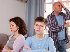 Wojna pokoleń to mit? Raport UW: Łączy nas więcej, niż zakładamy