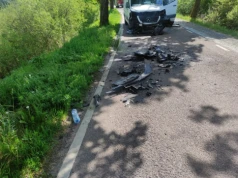 Zderzenie busa z osobówką