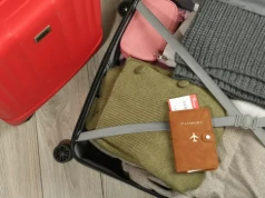Najlepsze sposoby na pakowanie. Ten trik wykorzystują stewardesy