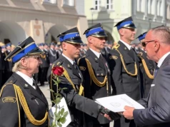 Strażackie święto na Placu Ratuszowym. Wręczono odznaczenia i awanse