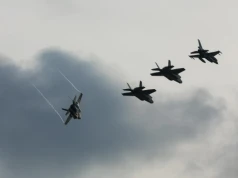 Pierwsze trzy polskie myśliwce F-35 w Łasku. „To jest wielki dzień dla Sił Zbrojnych RP, dla lotnictwa”