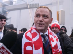 Służby wyważyły drzwi w domu prezydenta Nawrockiego! "Działania prowokatorów"
