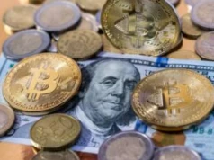 Czy Bitcoin powtórzy scenariusz z 2022 roku? BTC spadł poniżej 77 000 USD, a wskaźniki techniczne zapowiadają głębszą korektę