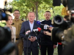 Fałszywe zgłoszenia. Premier: służby muszą zatrzymać sprawców
