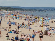 Zaskakujące "ukryte" opłaty nad polskim morzem. Prysznic liczony na minuty
