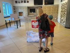 Nowa Huta głosuje w referendum. Tak wyglądało głosowanie przed godz. 14 (Galeria)