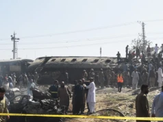 Atak na pociąg z wojskowymi w Pakistanie. Dziesiątki zabitych i rannych