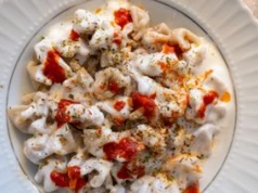 Turecki sposób na pierogi. Cienkie ciasto skrywa niesamowicie soczysty farsz