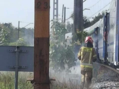 Ewakuacja pasażerów PKP Intercity. Groźny pożar na linii kolejowej