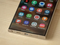 Użytkownicy narzekają na One UI 8.5. Poszło o tryb ciemny