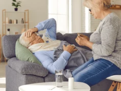 Płatne 14 dni zwolnienia na opiekę nad mężem lub żoną. O tym przywileju z ZUS wie niewielu